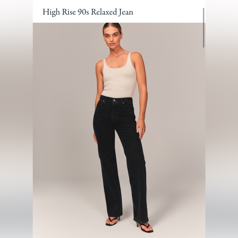NWT Abercrombie 90s Relaxed Jeans